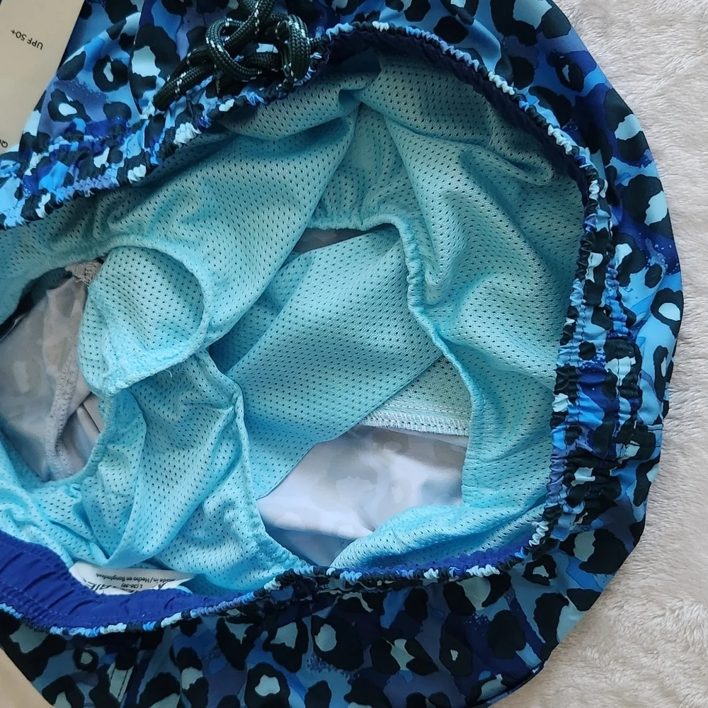 🌊 No Boundaries Men’s Blue Leopard Print Swim Shorts – Size Large (36–38), NWT